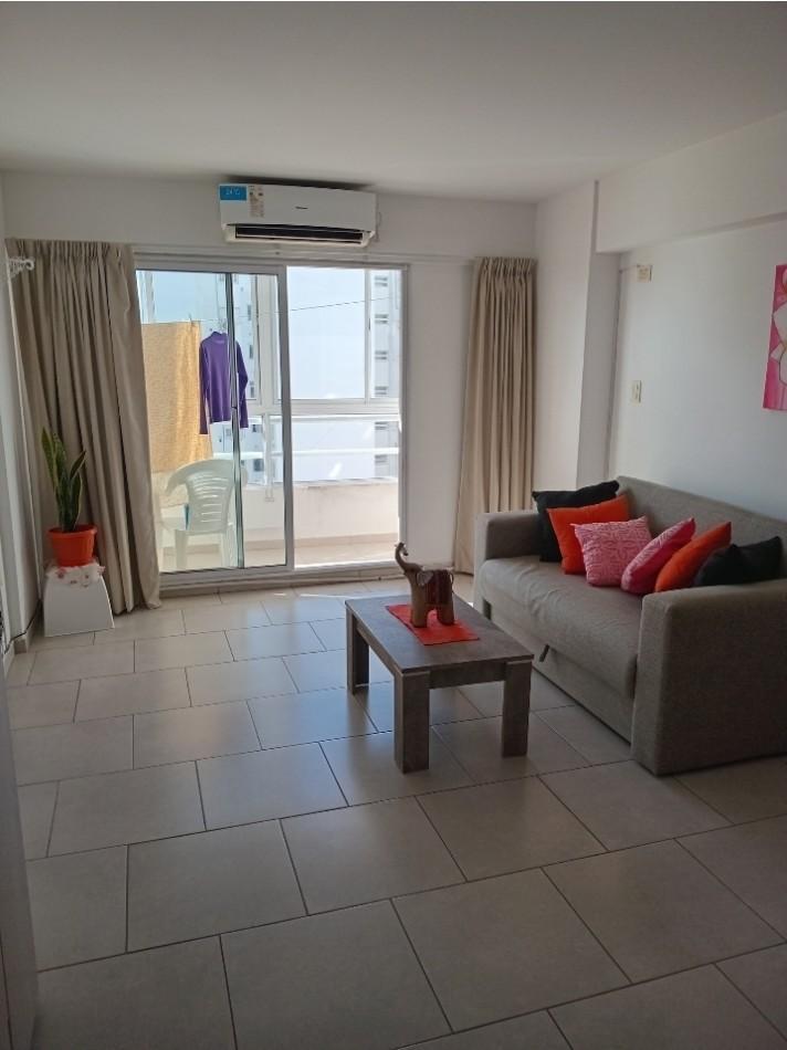 Foto de Departamento 2 ambientes con balcon a la calle., imagen 5