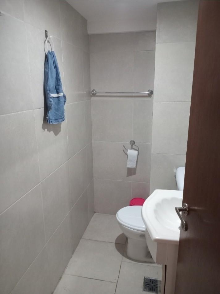 Foto de Departamento 2 ambientes con balcon a la calle., imagen 4