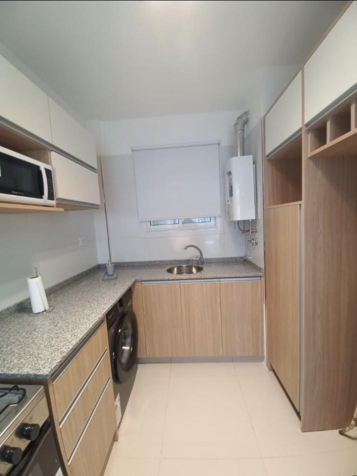 Foto de Departamento 3 ambientes a la calle con balcon saliente, imagen 5