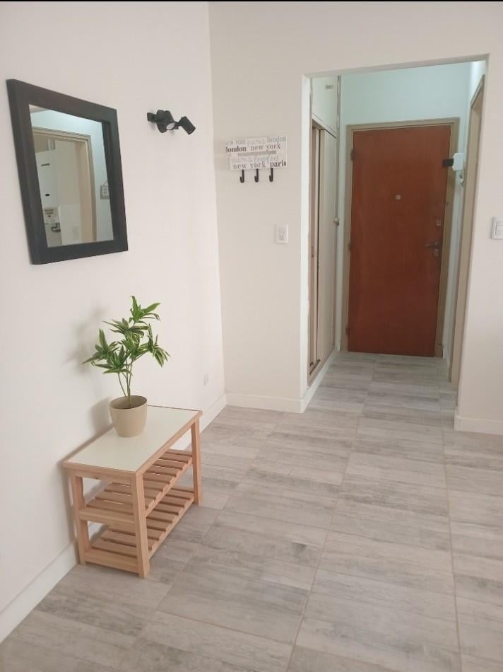 Foto de 2 ambientes pleno centro hasta 4 personas, imagen 1