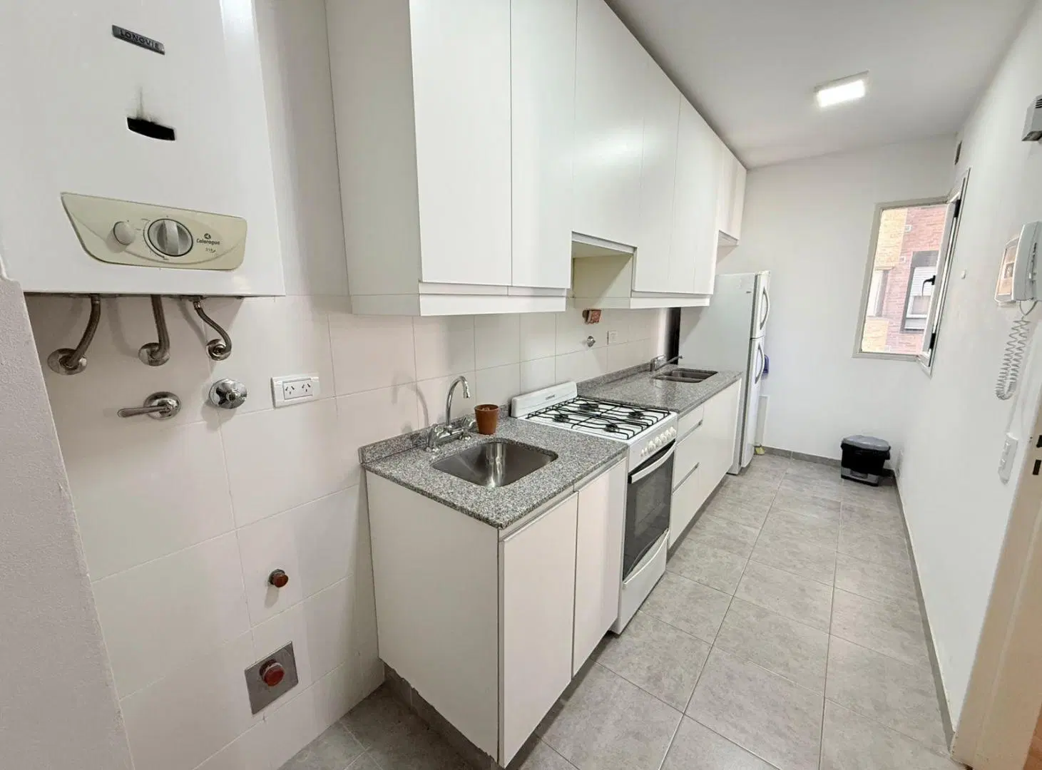 Departamento Interno – Buenos Aires 2353, Piso 3 4