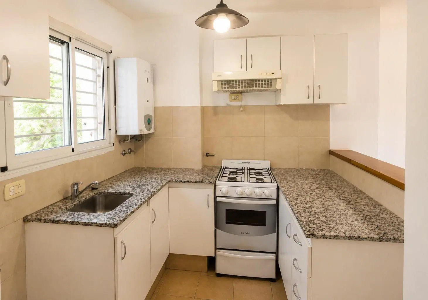 Departamento en alquiler - 1 Dorm. - Rioja al 3200 4
