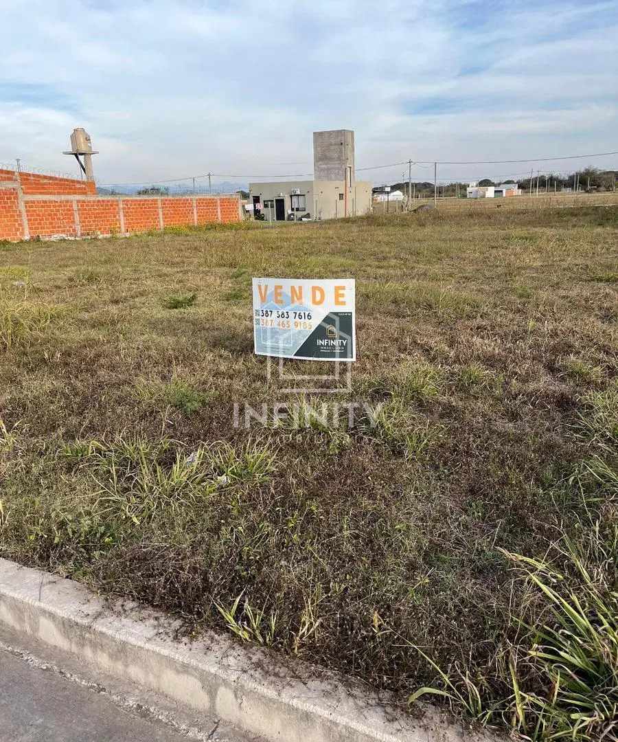 Terreno en Loteo Pucará, Circunvalación Oeste 8