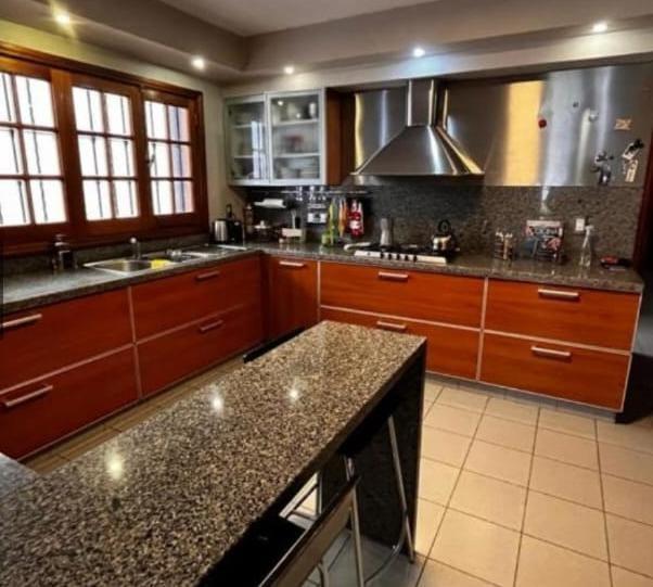 Venta - Casa con Diseño, Confort y Funcionalidad Para La Rutina Familiar! 5