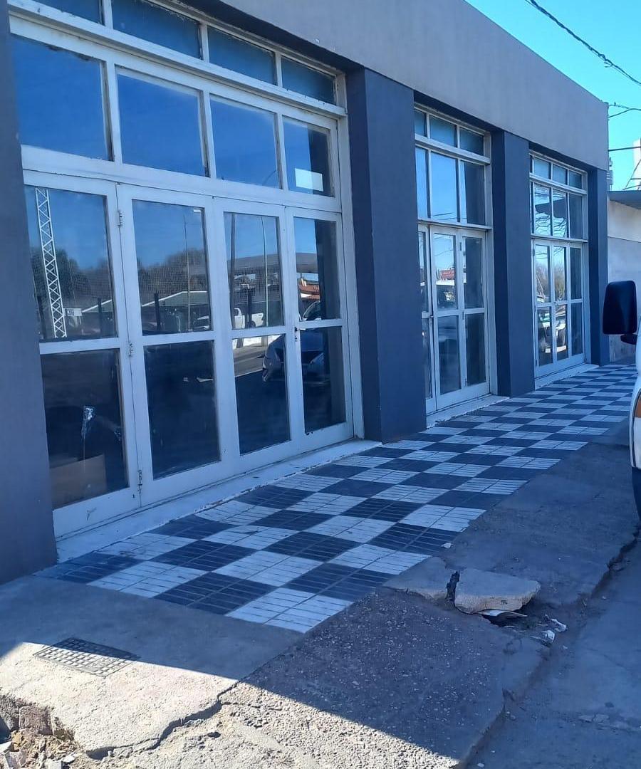 Foto de VENTA DE GRAN LOCAL - EXCELENTE UBICACIÓN, zona de alto tránsito!!!, imagen 4