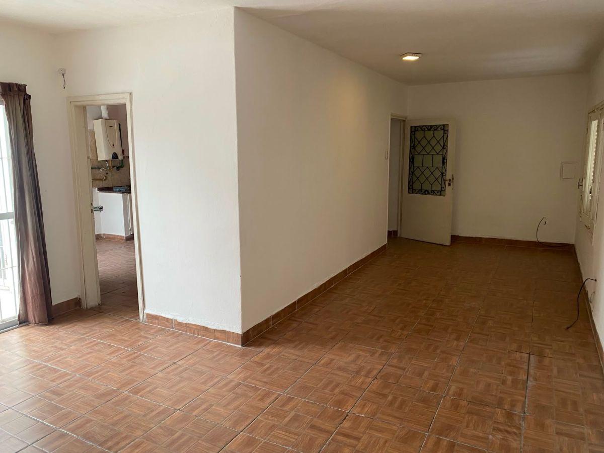 Foto de ALQUILER - 3 DORM - PLANTA ALTA - AMPLIOS AMBIENTES!!!!!, imagen 1