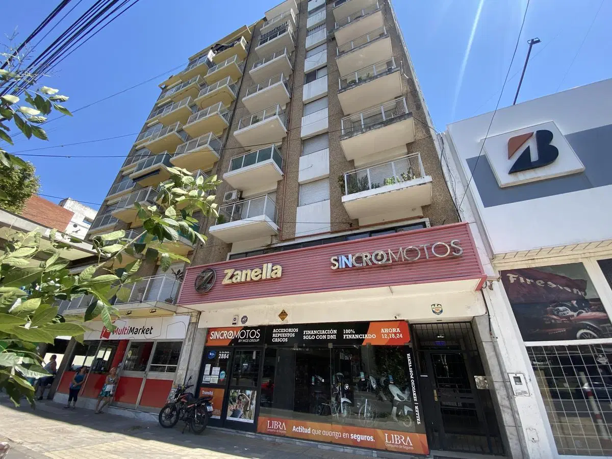alquiler departamento dos dormitorio frente con balcon 1