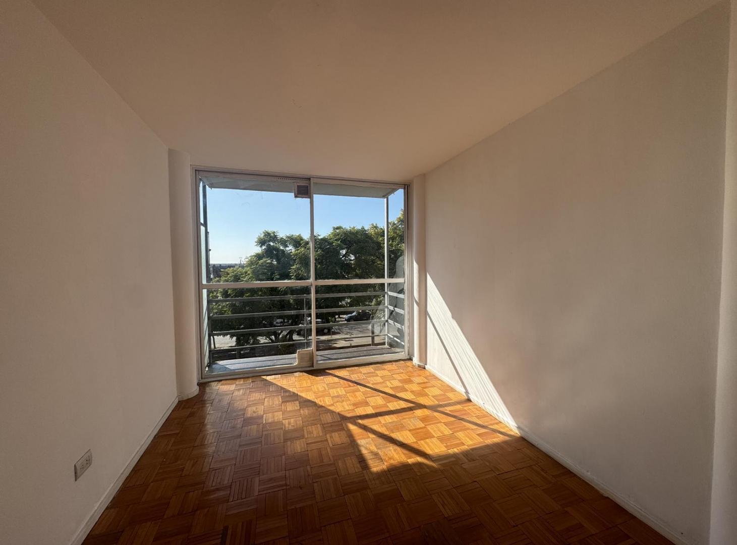 Foto de alquiler pichincha brown 1618 1 dormitorio frente con balcon, imagen 2