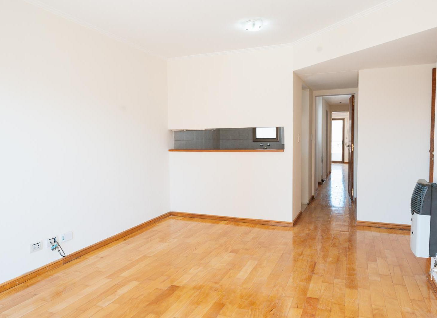 Foto de alquiler departamento barrio martin 1 dorm con balcon primero de mayo, imagen 3