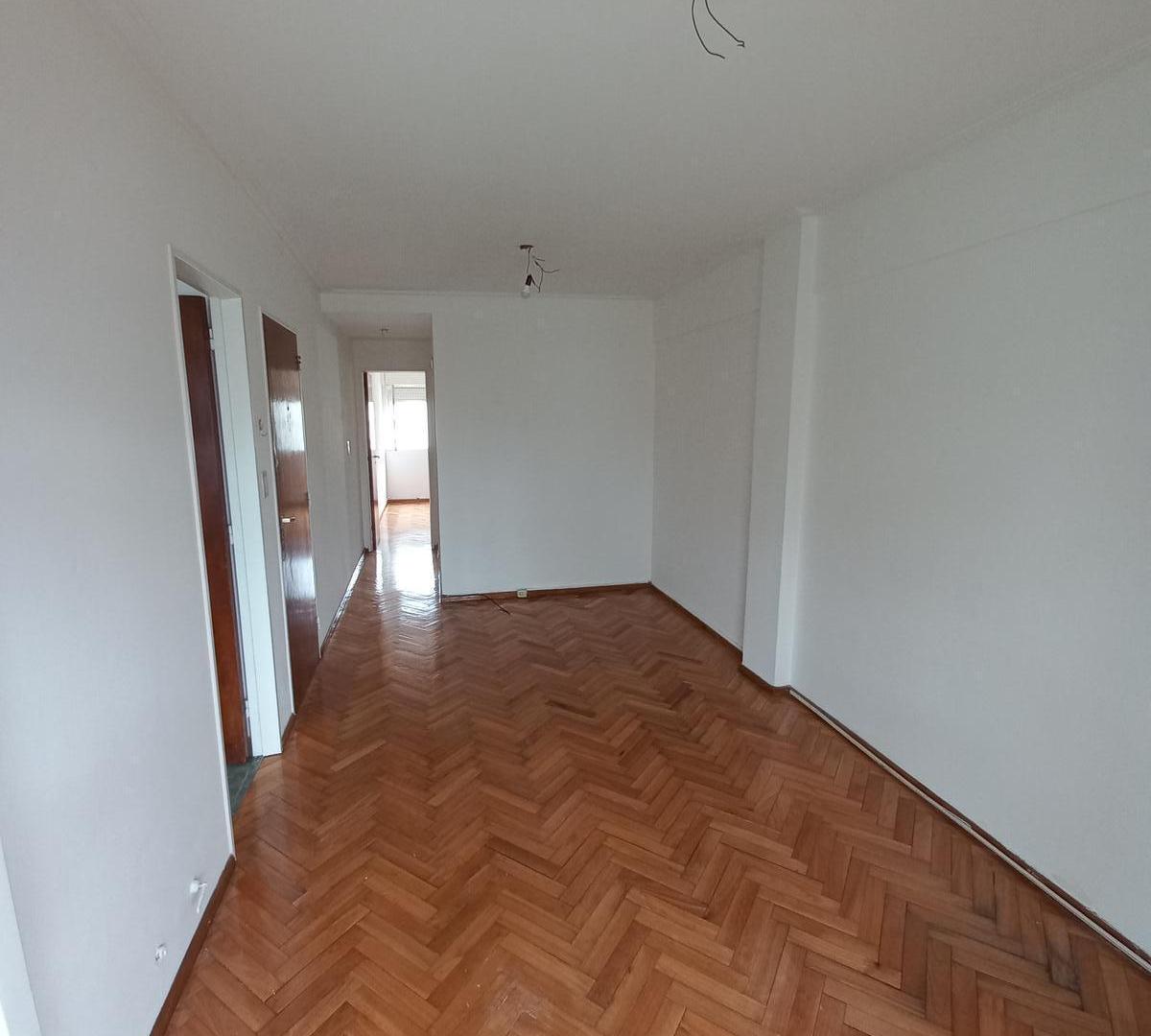 Foto de alquiler montevideo 1835 1 dormitorio al frente balcon cerrado, imagen 2