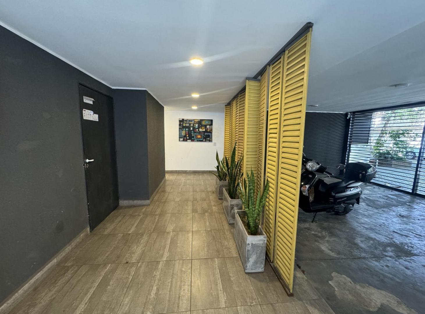 venta monoambiente impecable estado suipacha 1200