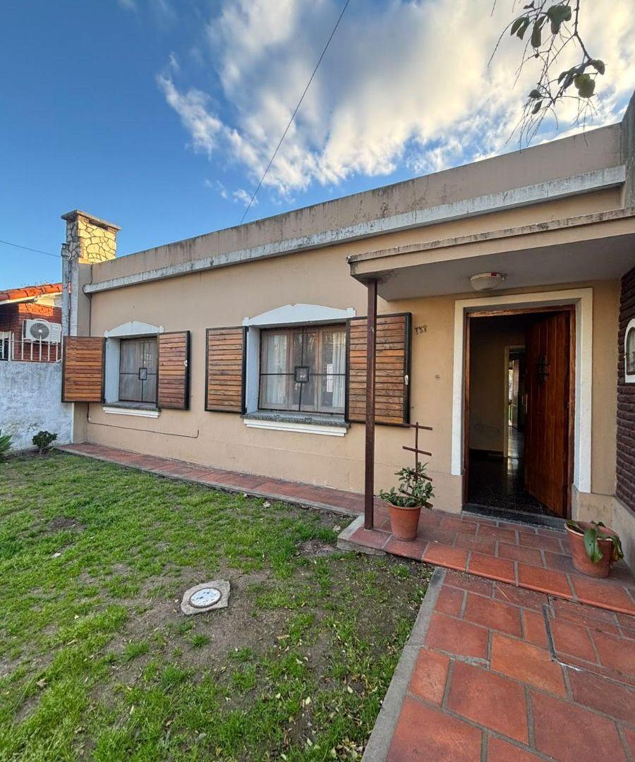 Foto de UNA PROPIEDAD CON MUCHO POTENCIAL TANTO PARA VIVIENDA COMO PARA, imagen 5