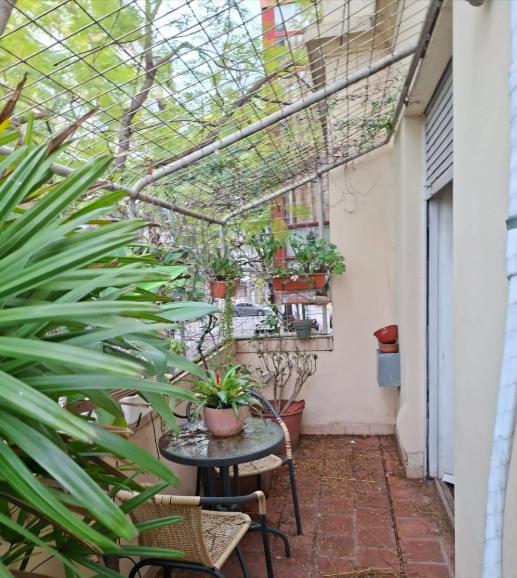 Foto de MUY BUEN PH DE 3 AMBIENTES EN PLANTA ALTA AL FRENTE CON BALCON., imagen 4