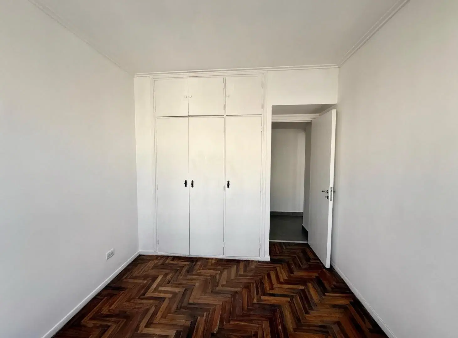Departamento 2 Ambientes Reciclado-Balcon Al Frente-Plaza Colon-Mar Del Plata 3