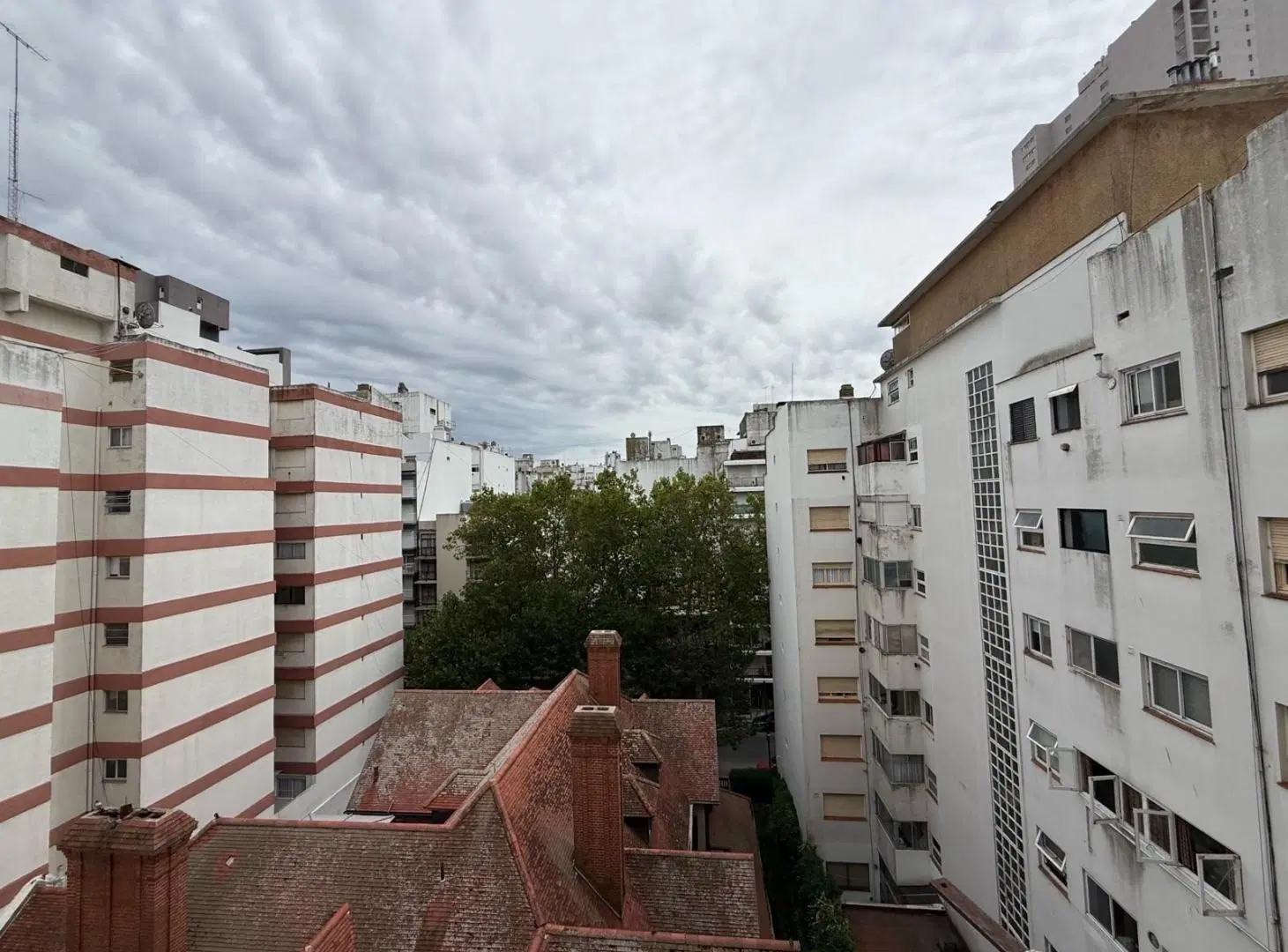 Departamento En Venta-Monoambiente Al Contrafrente-Zona Güemes-CAECE-Mar Del Plata 2