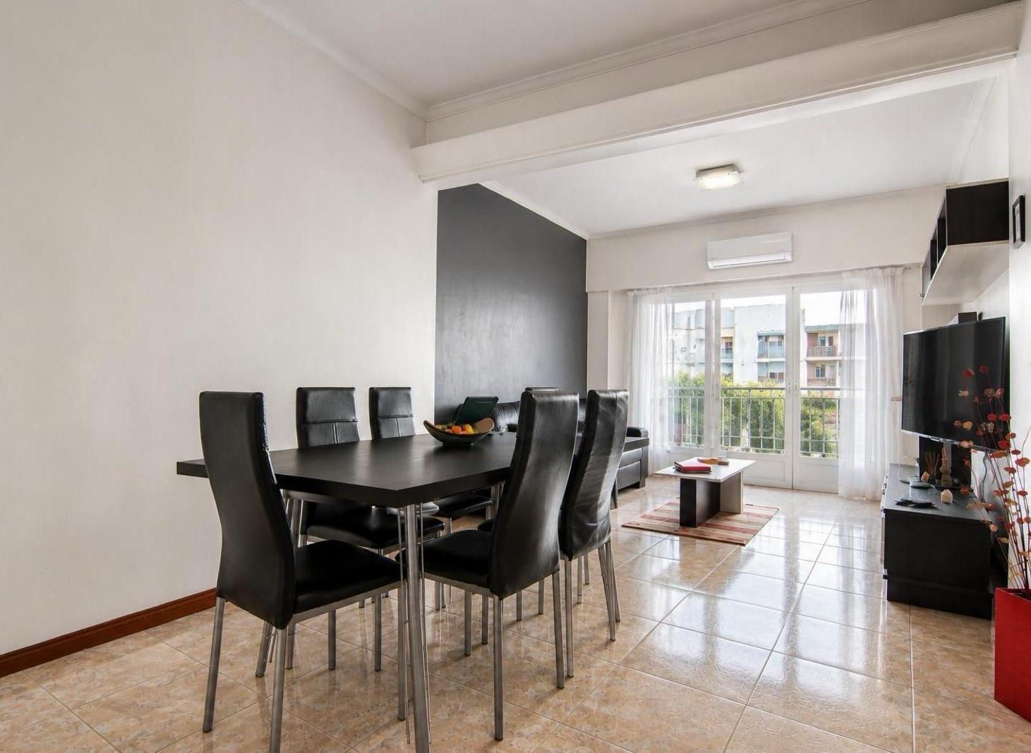 Departamento en venta-3 ambientes con dependencia-Centro-Mar del Plata