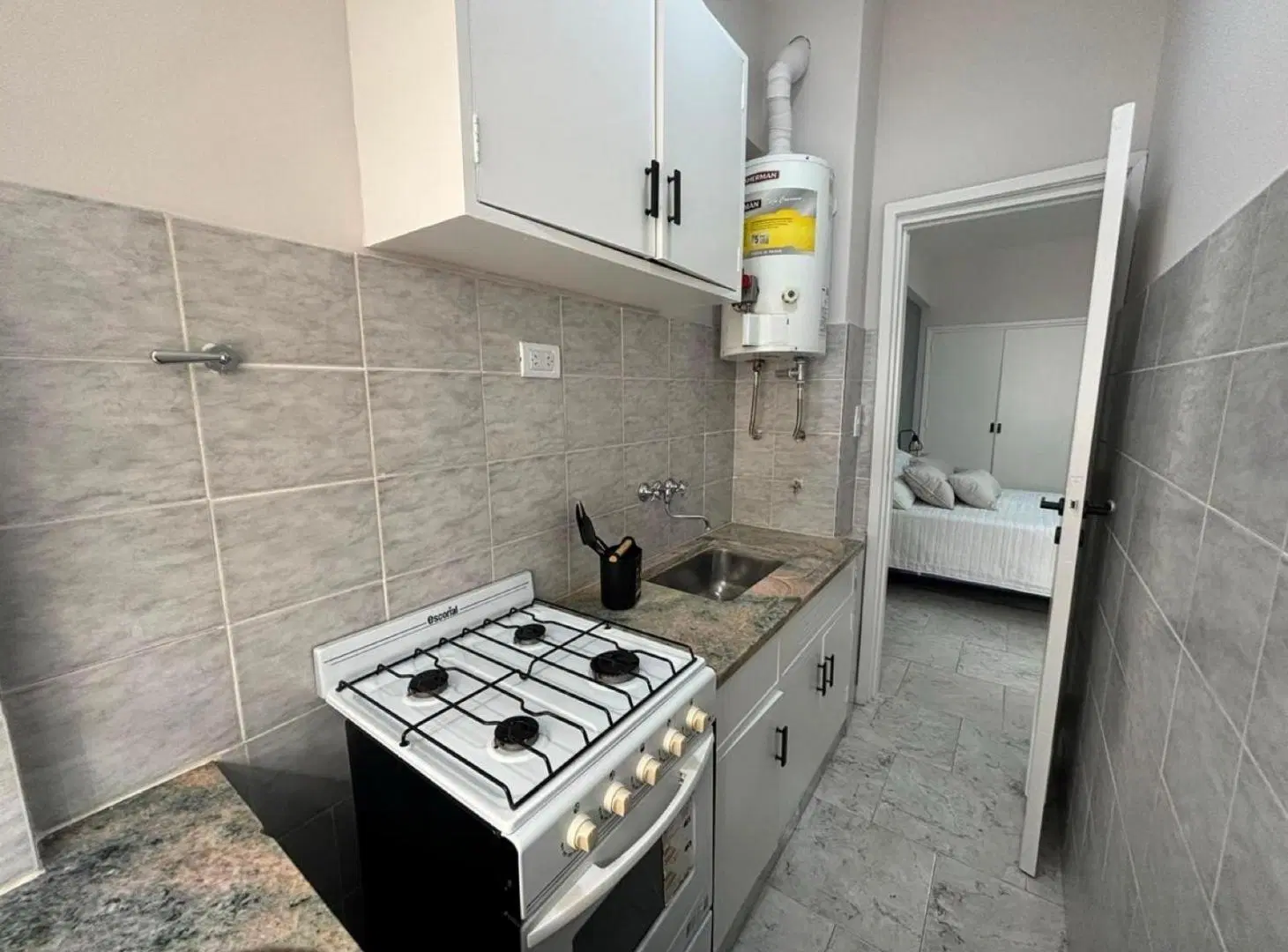 Departamento en venta-1 ambiente al lateral-Centro-Mar del Plata 5