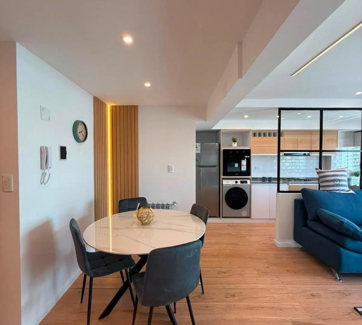 Departamento en venta-3 ambientes reciclado con cochera-Centro-Mar del Plata 4