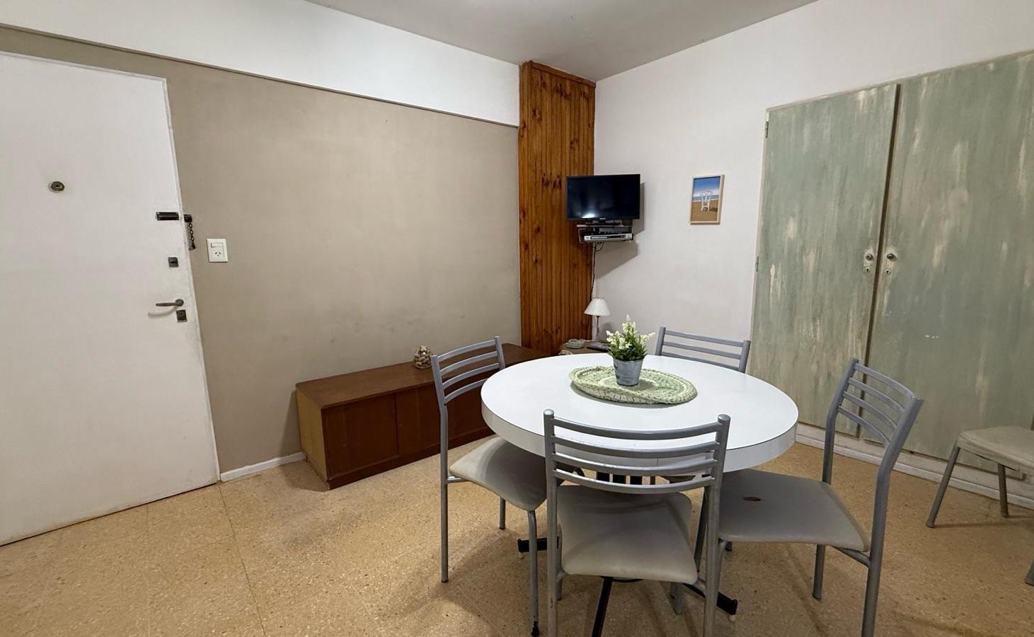 Foto de Departamento en alquiler-Monoambiente frente al mar-Torreon-Mar del, imagen 2