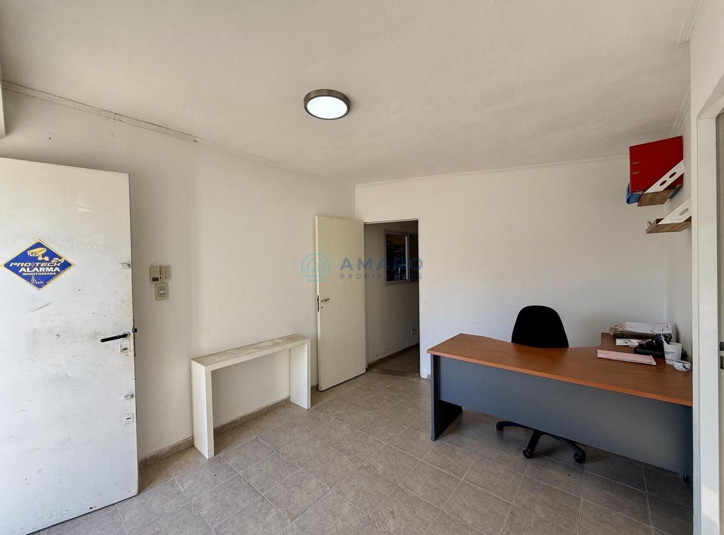 Foto de VENTA · GALPÓN · OFICINA · SEMIPISO · 230M2 · BV. SEGUI · ROSARIO, imagen 1