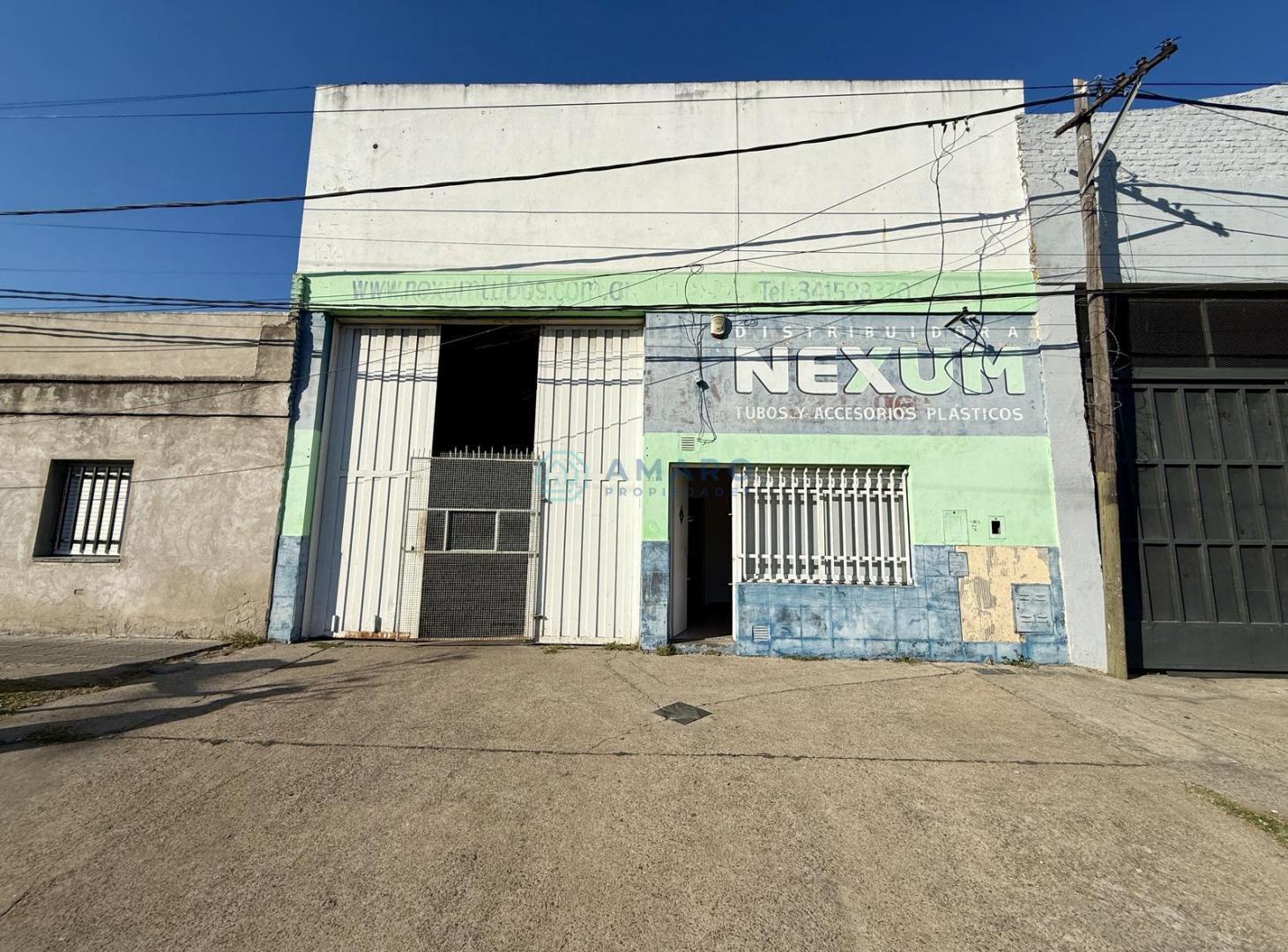 VENTA · GALPÓN · OFICINA · SEMIPISO · 230M2 · BV. SEGUI · ROSARIO