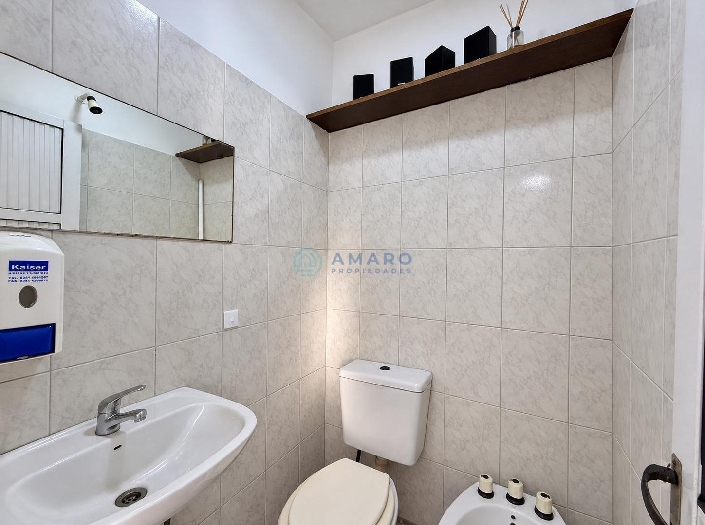 Foto de VENTA · GALPÓN · OFICINA · SEMIPISO · 230M2 · BV. SEGUI · ROSARIO, imagen 4