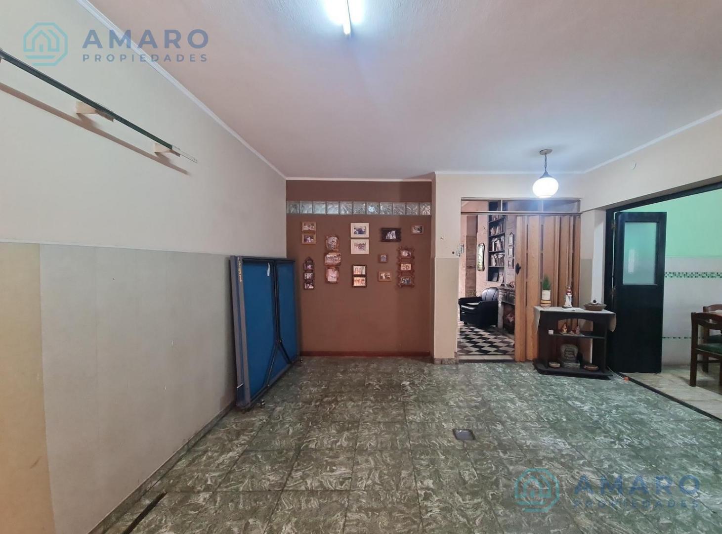 Foto de VENTA · CASA · 3 DORMITORIOS · COCHERA · PATIO · QUINCHO, imagen 4