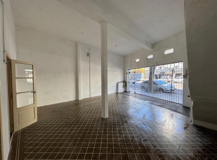 Inmejorable Local Comercial Con Depósito / Vivienda . Sin Expensas! 3
