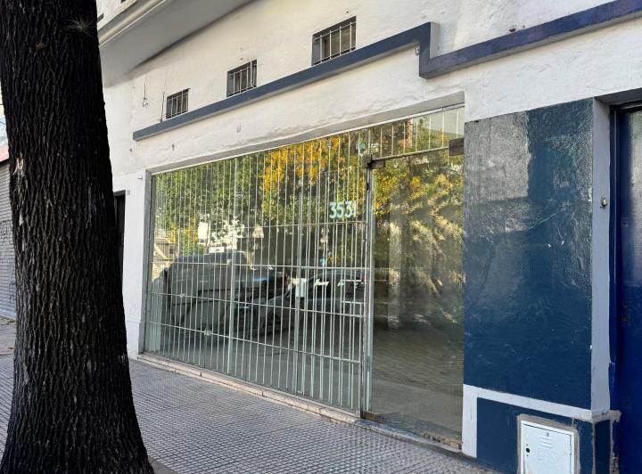 Inmejorable Local Comercial Con Depósito / Vivienda . Sin Expensas! 1