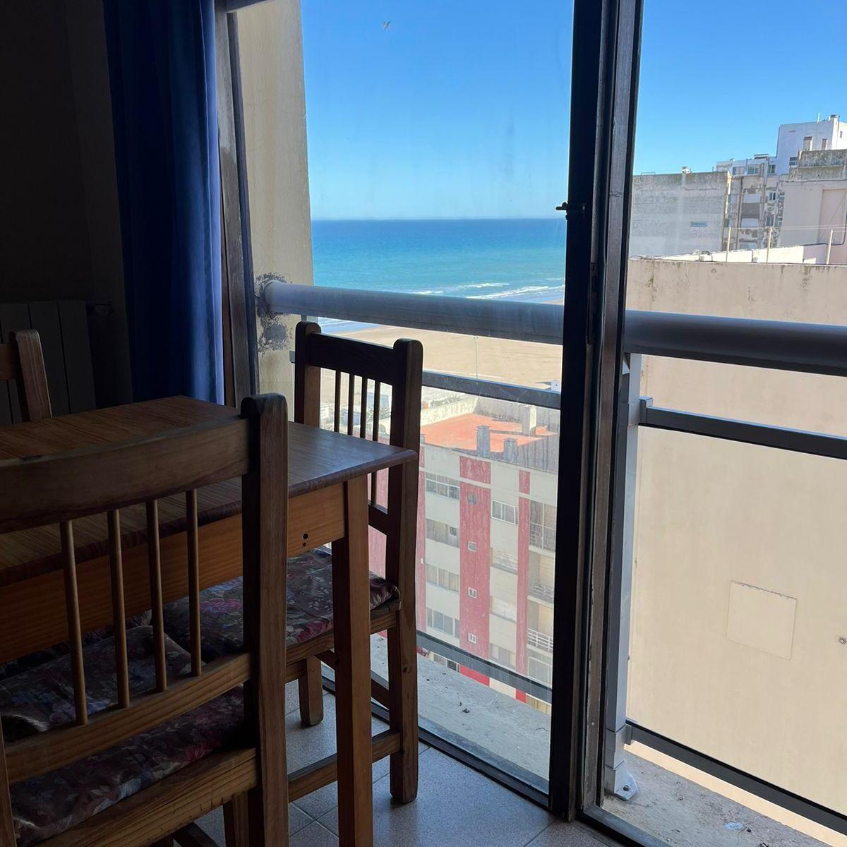Monoambiente en Piso 15 con Increíble Vista Al Mar! 3