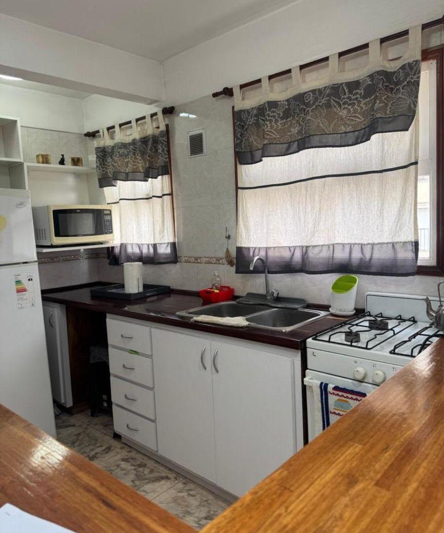 Foto de Impecable departamento dos ambientes al frente en ALQUILER por 12/24, imagen 4