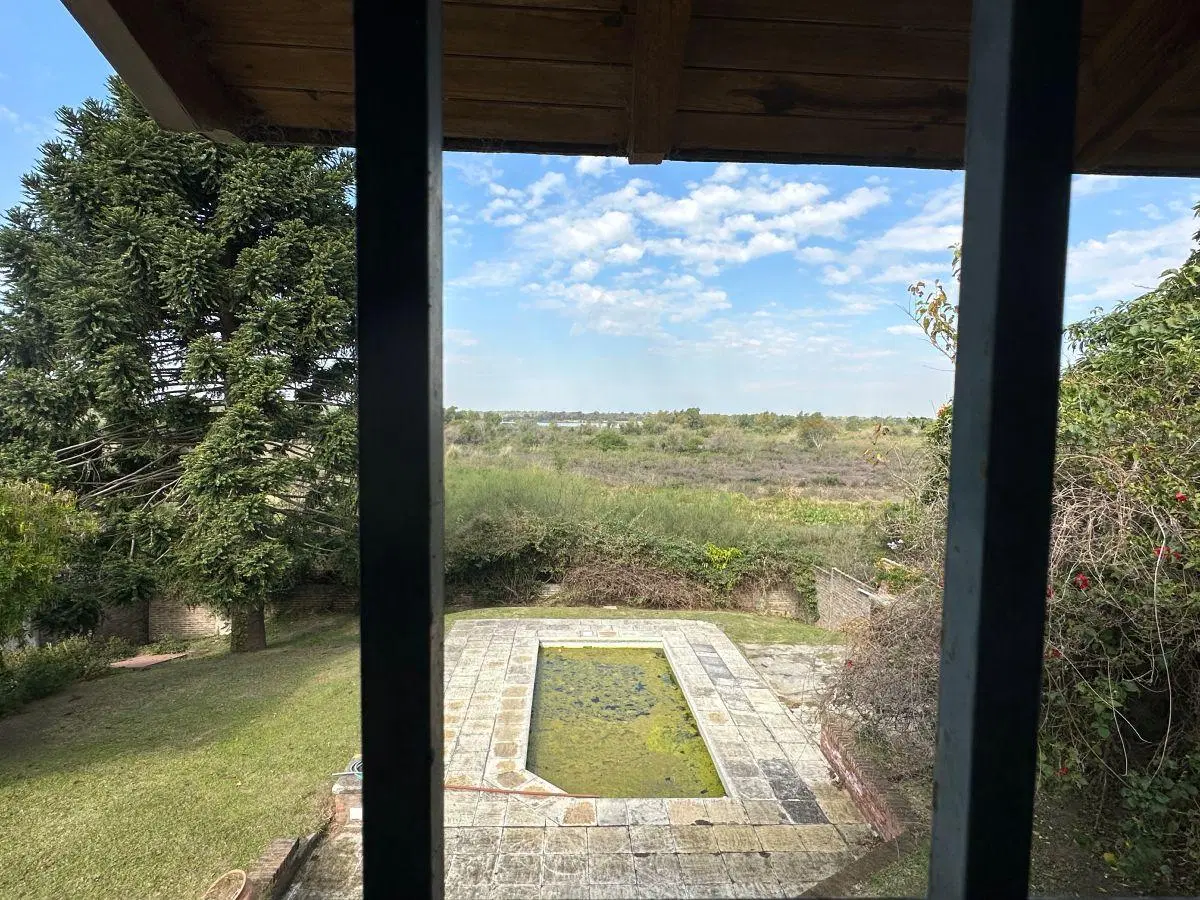 Propiedad sobre 3 Terrenos con fondo y vista al Rio Coronda 3