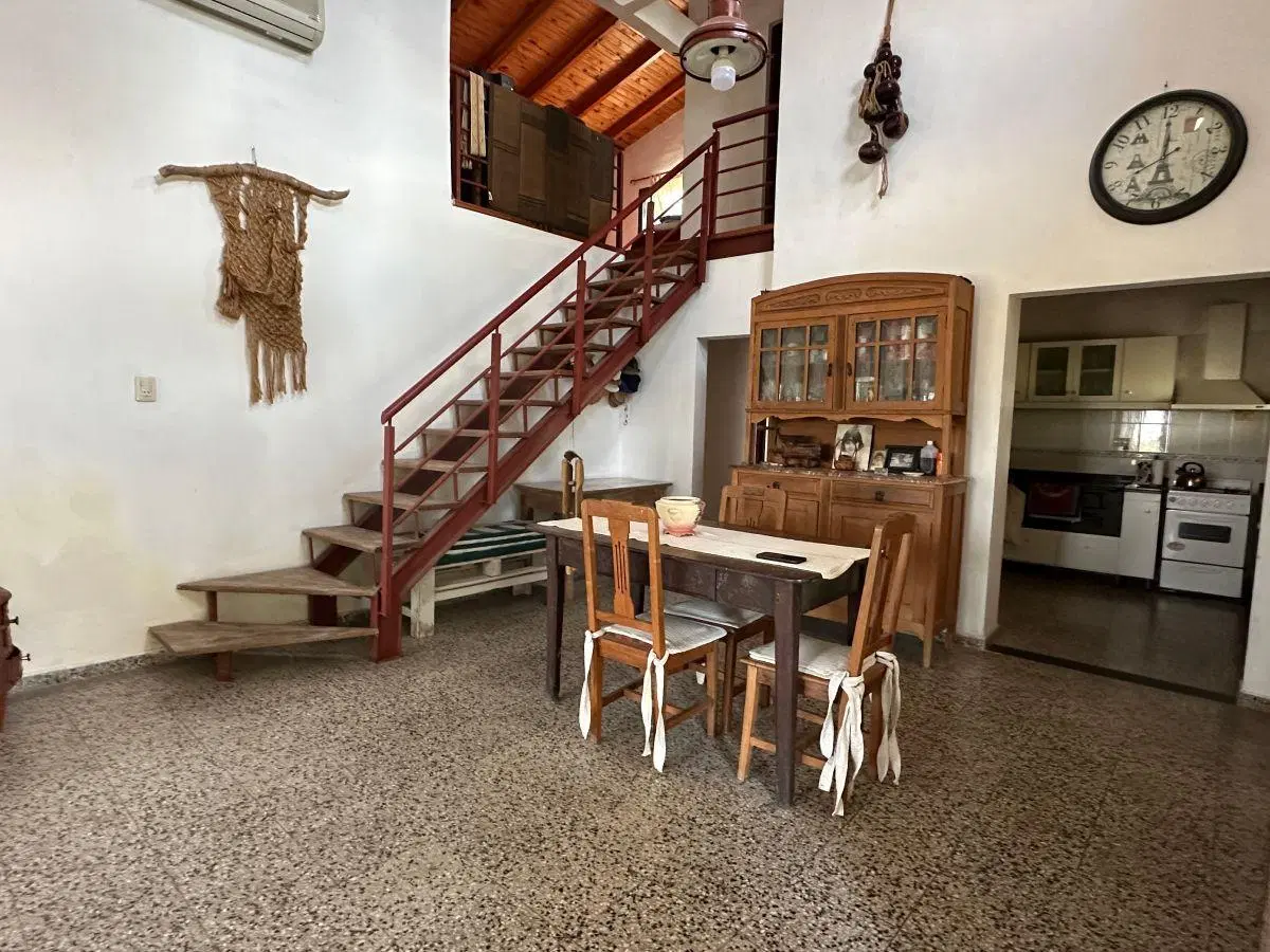 Propiedad sobre 3 Terrenos con fondo y vista al Rio Coronda 2