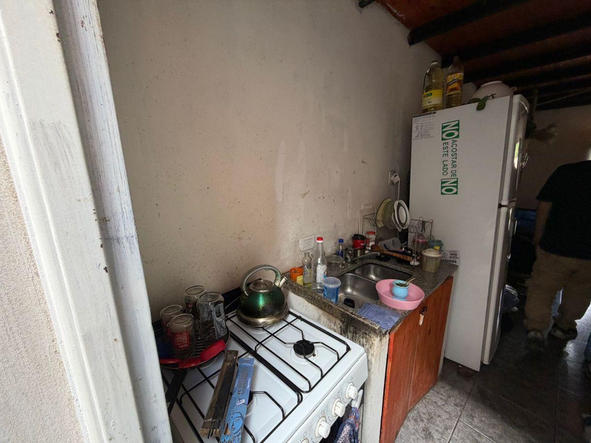 Foto de 4 Duplex a 200mts de Av. Blas Parera, imagen 5