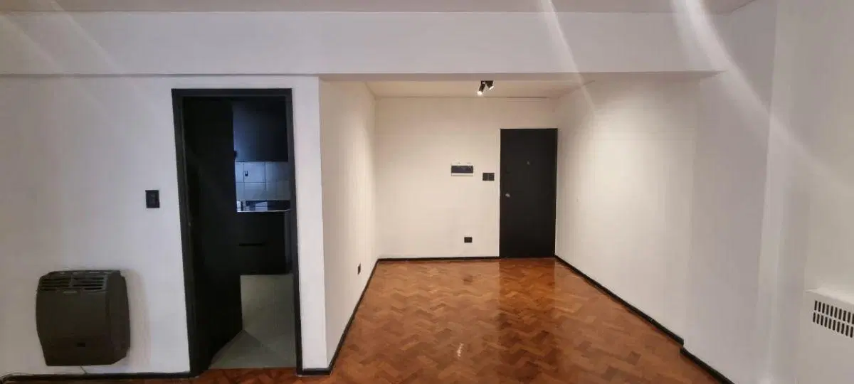 DEPARTAMENTO EN ALQUILER GALERIA KOLTON CALLE SAN AMRTIN Y BUENOS AIRES 3