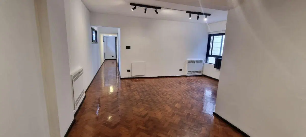 DEPARTAMENTO EN ALQUILER GALERIA KOLTON CALLE SAN AMRTIN Y BUENOS AIRES 1