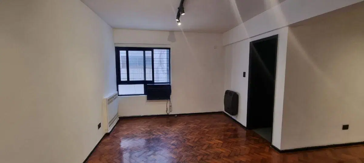 DEPARTAMENTO EN ALQUILER GALERIA KOLTON CALLE SAN AMRTIN Y BUENOS AIRES 5