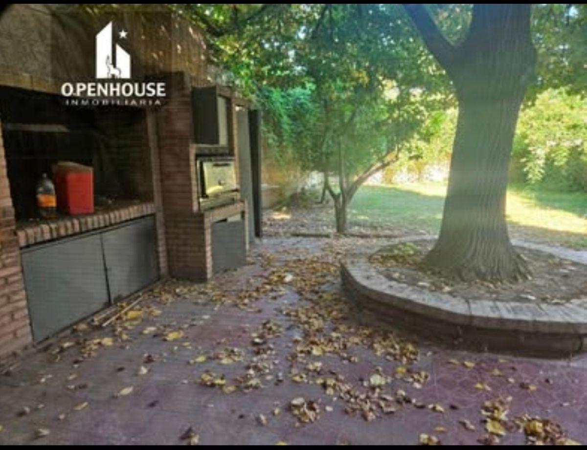 CASA EN ALQUILER EN CALLE LISANDRO MOYANO