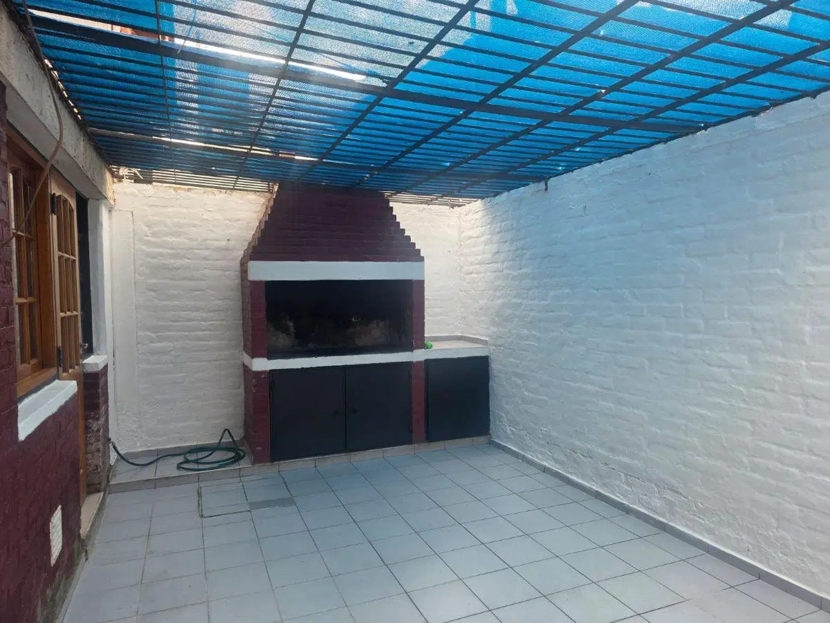 CASA EN ALQUILER BARRIO SPUNC GUAYMALLEN 3