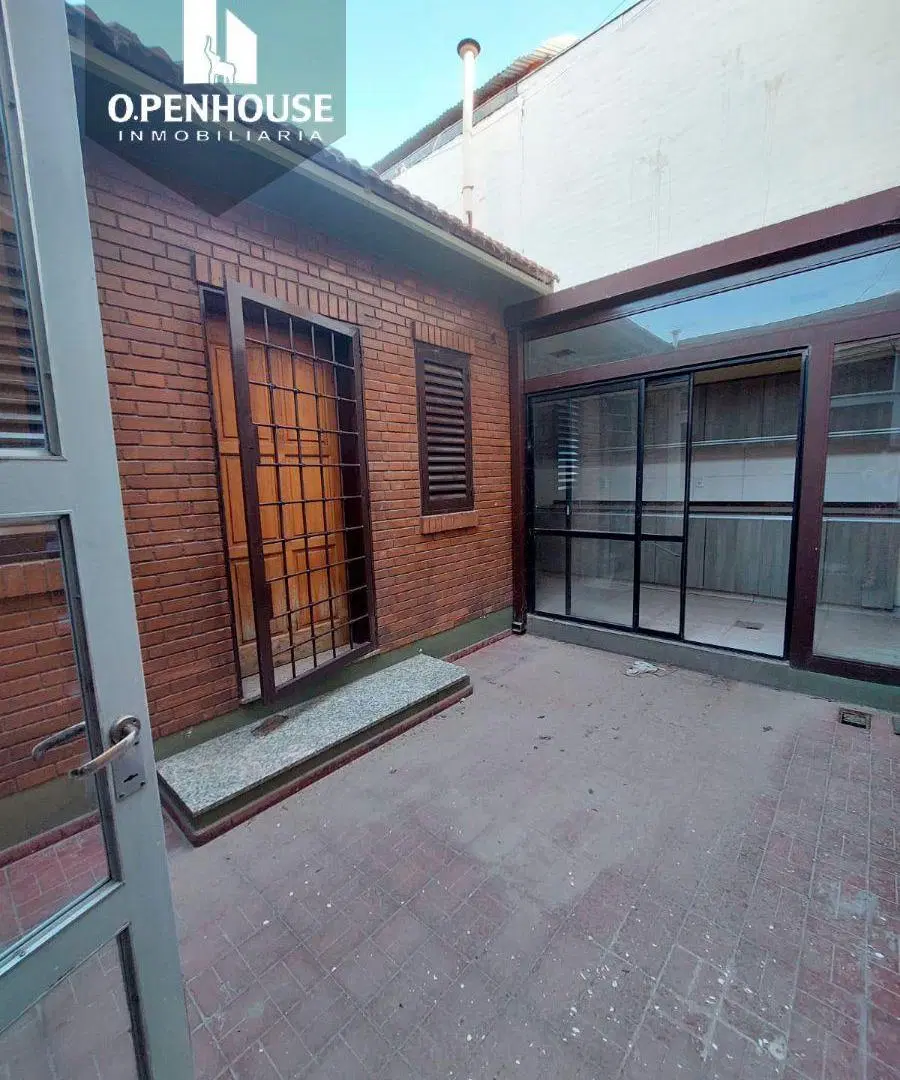 CASA EN ALQUILER CALLE RIOJA Y MORON 4