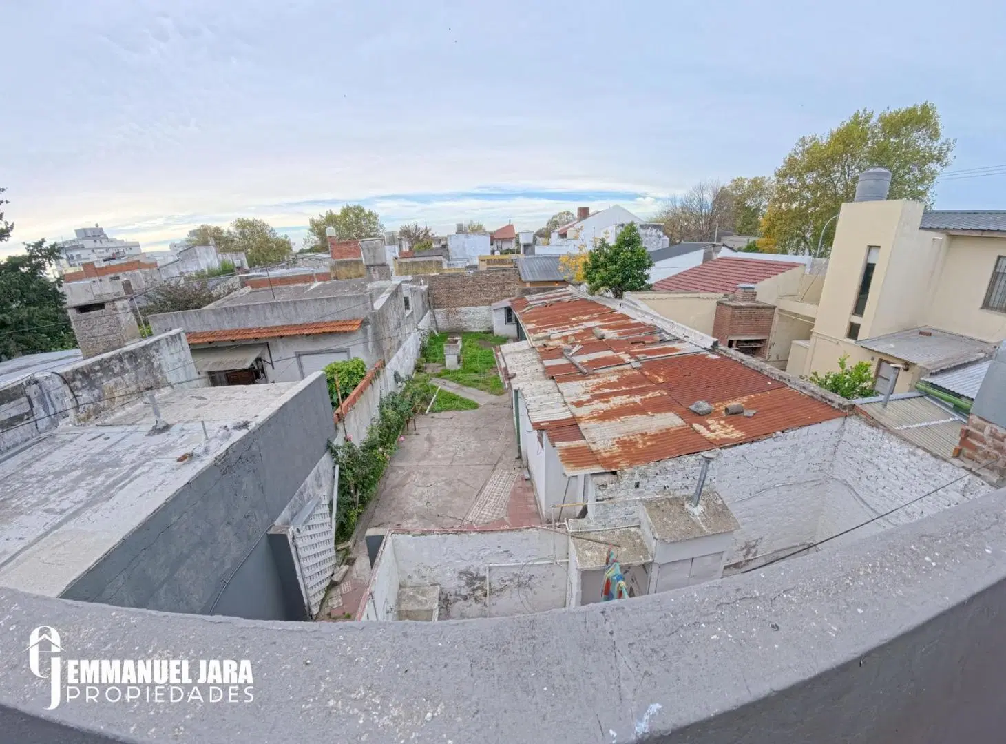 Complejo de 3 PH en venta | Sin subdivisión 1