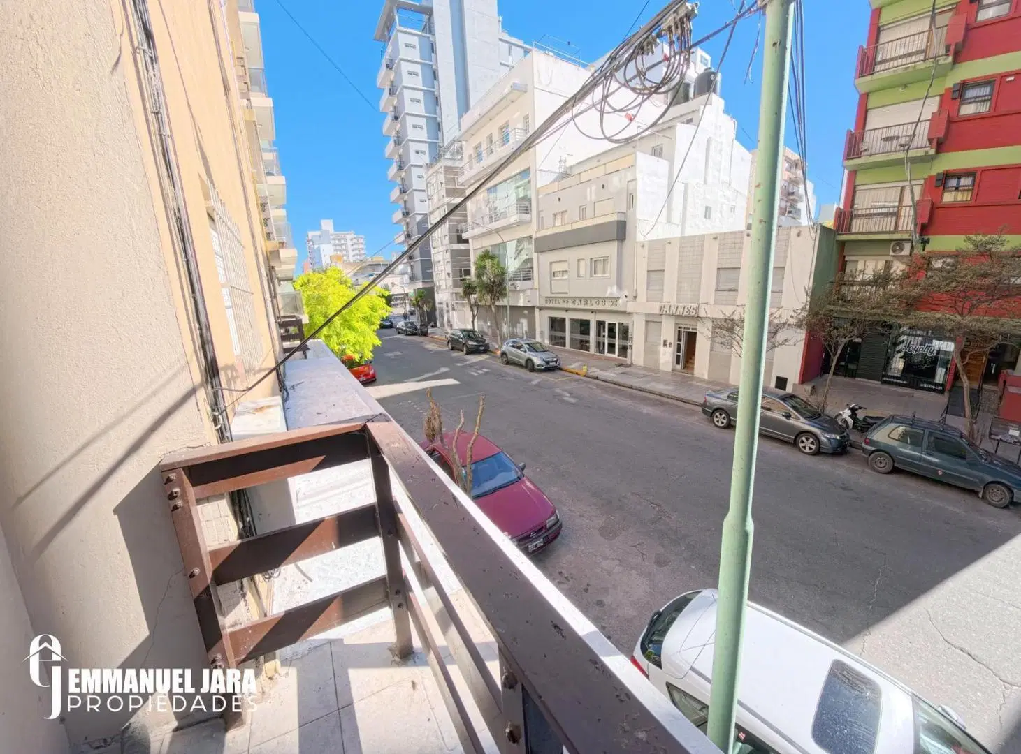Venta departamento 3 ambientes a la calle | La Perla 4