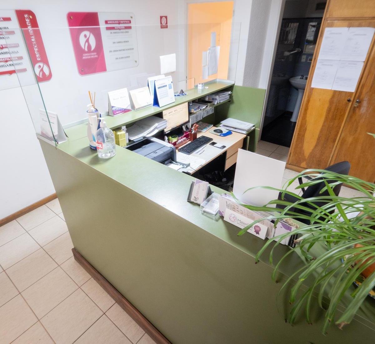 Complejo Multifuncional: Consultorios, Departamentos y Cabaña en Barrio Melipal, Bariloche 5