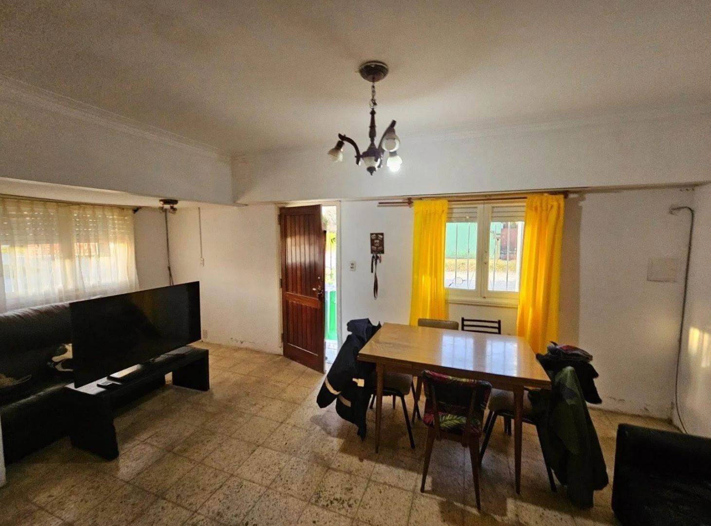 Foto de VENTA en block. Casa 3 AMB c/ patio y garaje + depto 2 AMB c/ patio, imagen 5