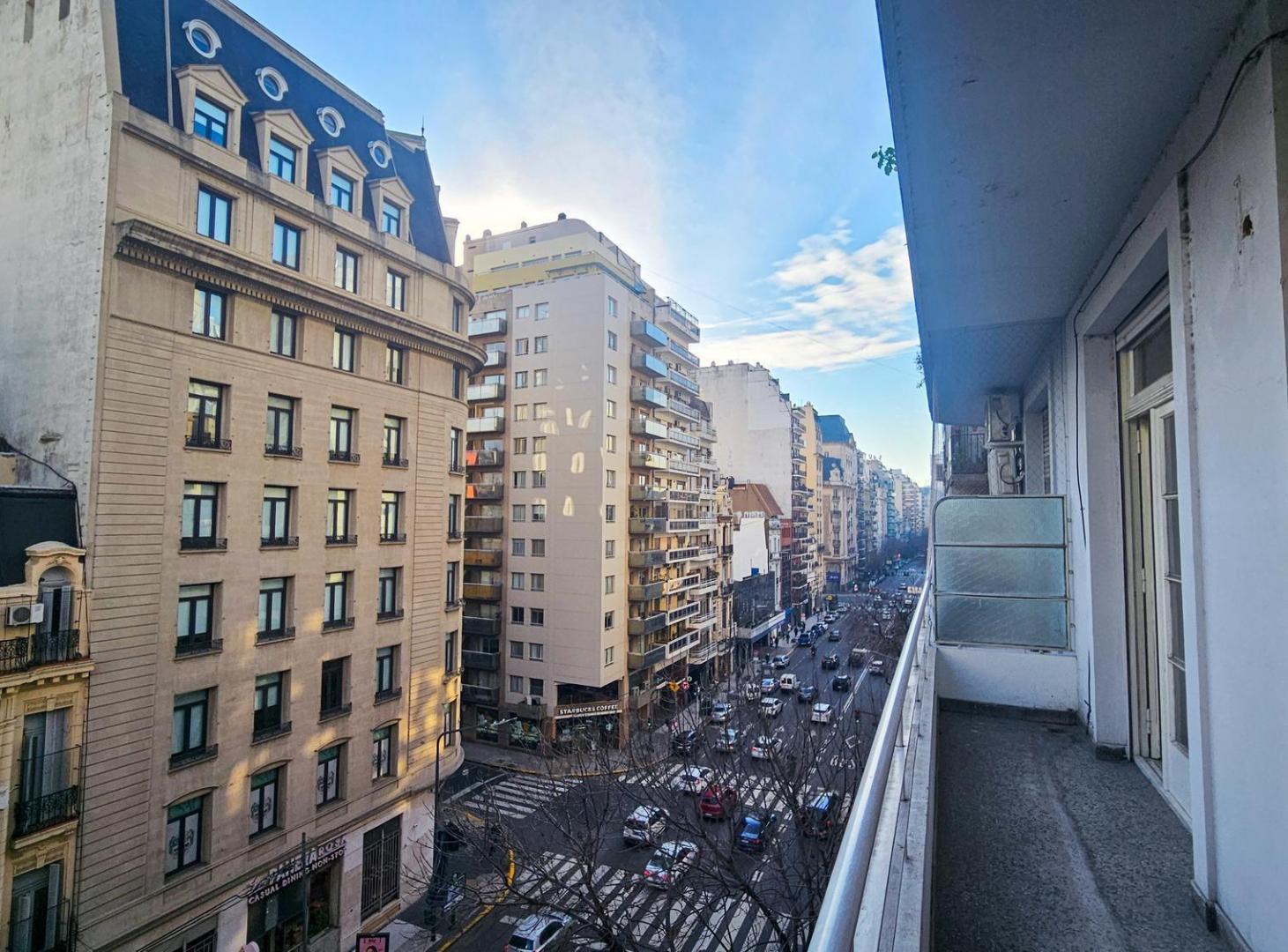 Foto de SEMIPISO 3 AMB a la Calle c/ Balcón corrido (C.A.B.A), imagen 4