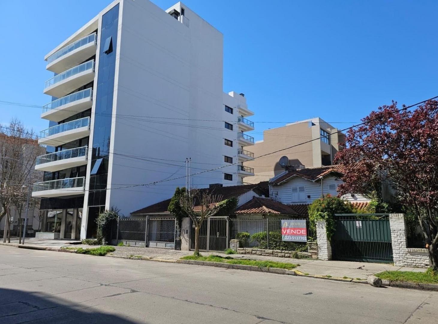Foto de Chalet 4 AMB sobre Lote apto para desarrollar edificio, imagen 4