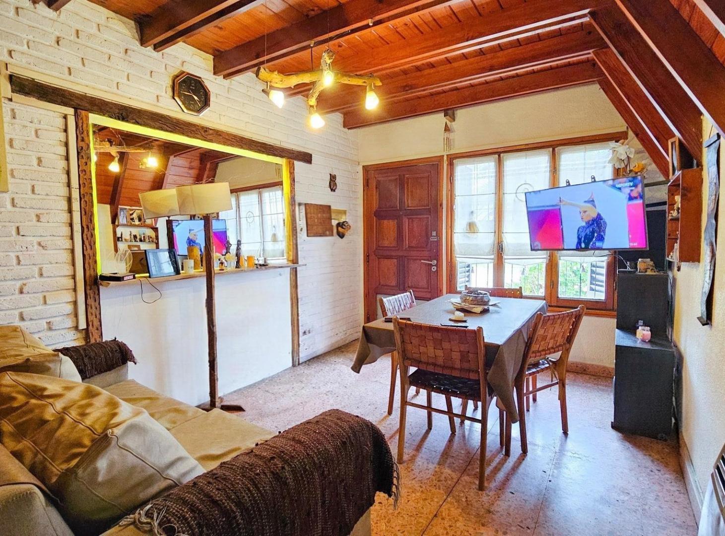 Foto de CHALET de 4 AMB c/ QUINCHO y JARDÍN - PUNTA MOGOTES, imagen 3