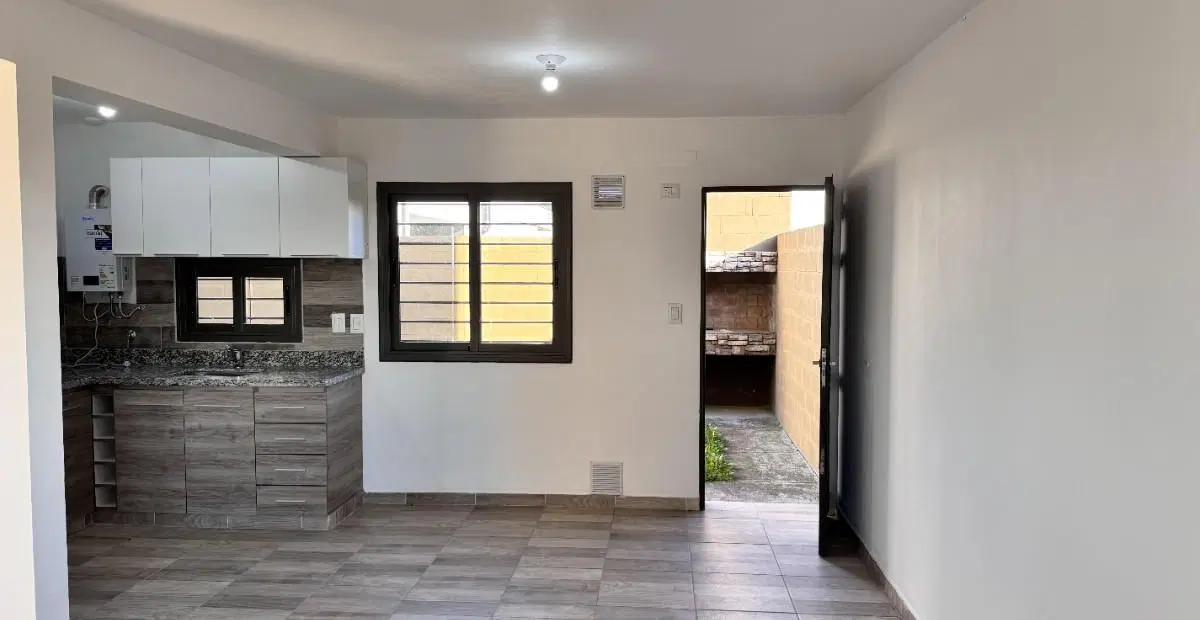 Dúplex 2 dormitorios - Alquiler - Docta Bv. 4