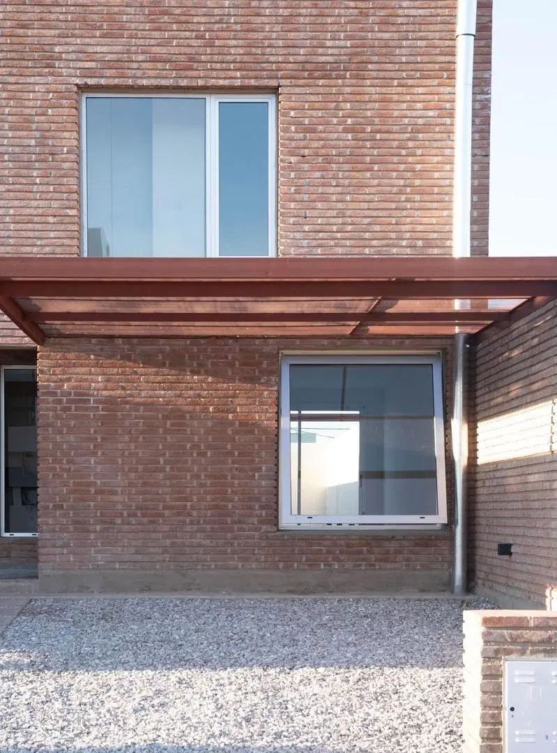 DUPLEX 3 DORM. Y 3 BAÑOS A ESTRENAR EN DOCTA 4