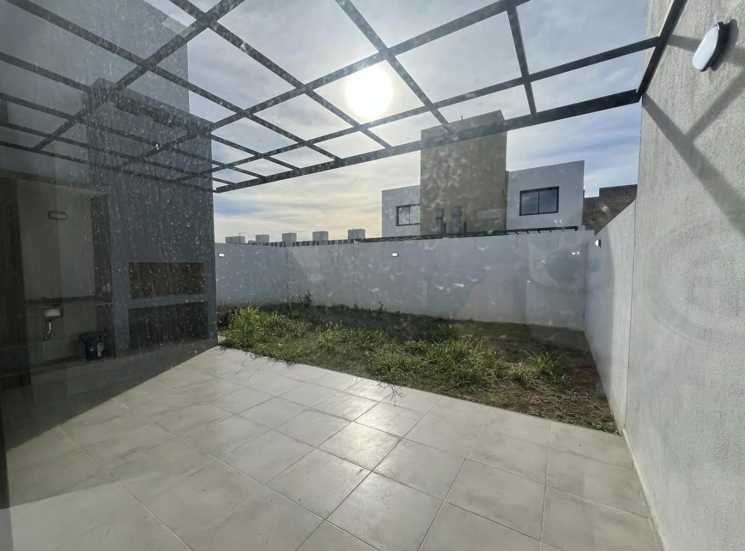 Casa en Planta Baja lote 20 Mza44 8